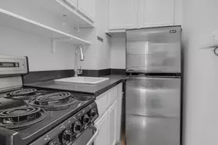 399 E 78th St, New York City, NY 10021 - Photo 3