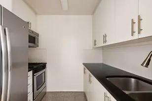 170 E 87th St, New York City, NY 10128 - Photo 7