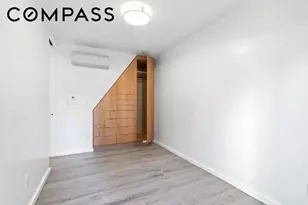 128 W 70th St, New York City, NY 10023 - Photo 13