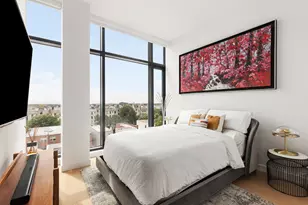 21-21 31st St, New York City, NY 11105 - Photo 7
