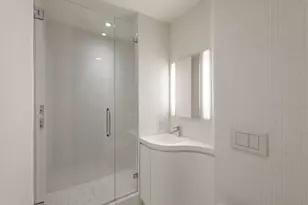 524 W 19th St, New York, NY 10011 - Photo 13