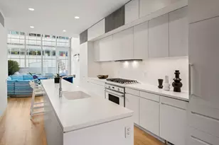 524 W 19th St, New York, NY 10011 - Photo 9