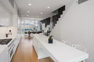 524 W 19th St, New York, NY 10011 - Photo 5