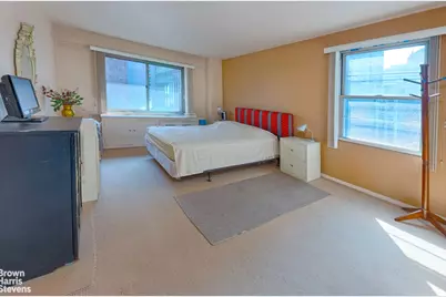 225 E 46th Street #10H, New York City, NY 10017 - Photo 3