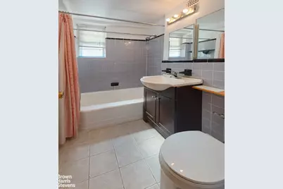 225 E 46th Street #10H, New York, NY 10017 - Photo 5