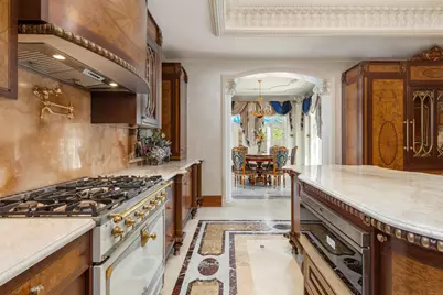 215 Exeter Street, Brooklyn, NY 11235 - Photo 9