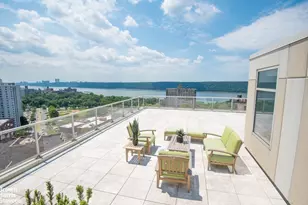 640 W 237th St, New York City, NY 10463 - Photo 31