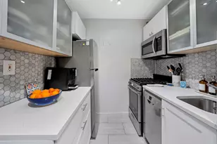225 E 36th St, New York City, NY 10016 - Photo 5