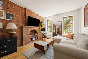 333 W 21st St, New York City, NY 10011 - Photo 1