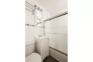 333 W 21st St, New York City, NY 10011 - Photo 7