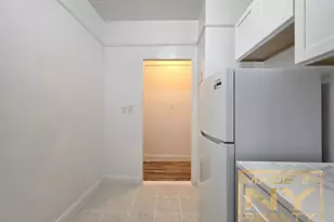 45-14 39th Pl, New York City, NY 11104 - Photo 3