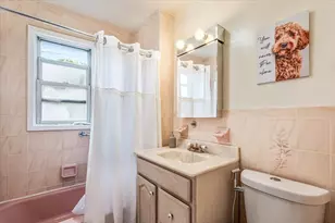 68-37 Nansen St, New York City, NY 11375 - Photo 25