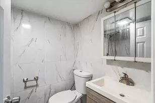 68-37 Nansen St, New York City, NY 11375 - Photo 29