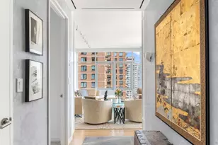 310 E 53rd St, New York City, NY 10022 - Photo 5
