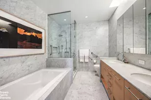 310 E 53rd St, New York City, NY 10022 - Photo 7