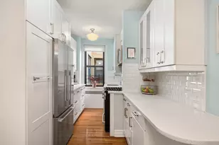 350 E 77th St, New York City, NY 10075 - Photo 3