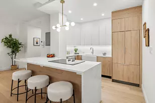 119 W 71st St, New York City, NY 10023 - Photo 5