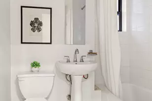 313 E 56th St, New York City, NY 10022 - Photo 7