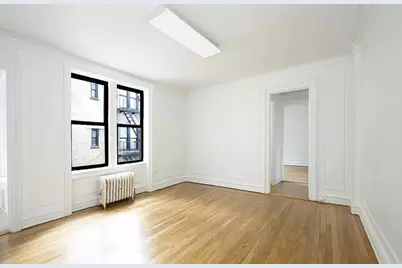 319 W 18th Street #5-K, New York City, NY 10011 - Photo 3