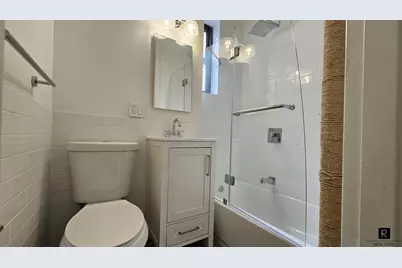 46 W 65th Street #3-D, New York City, NY 10023 - Photo 5