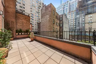 12 E 62nd St, New York City, NY 10065 - Photo 7