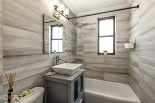 241 E 76th St, New York City, NY 10021 - Photo 17