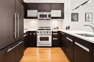 454 W 54th St, New York City, NY 10019 - Photo 3