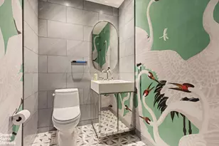 269 W 87th St, New York City, NY 10024 - Photo 11