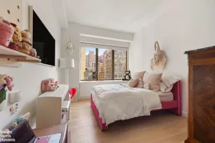 269 W 87th St, New York City, NY 10024 - Photo 7