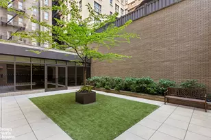 269 W 87th St, New York City, NY 10024 - Photo 15