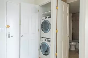 401 E 89th St, New York City, NY 10128 - Photo 17