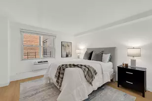 303 W 66th St, New York City, NY 10023 - Photo 5