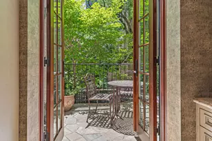 4 E 82nd St, New York City, NY 10028 - Photo 3
