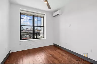 42-60 Crescent Street #7-E, New York City, NY 11101 - Photo 11
