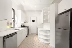 129 E 17th St, New York City, NY 10003 - Photo 3