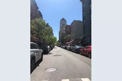 330 E 76th Street #3E, New York, NY 10021 - Photo 13