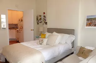 330 E 76th St, New York, NY 10021 - Photo 5