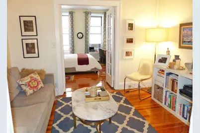 330 E 76th Street #3E, New York, NY 10021 - Photo 1