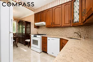 2325 E 26th St, New York City, NY 11229 - Photo 13