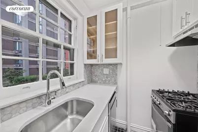 24 Monroe Place #2B, New York City, NY 11201 - Photo 13