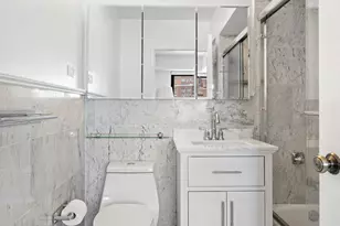 399 E 72nd St, New York City, NY 10021 - Photo 9