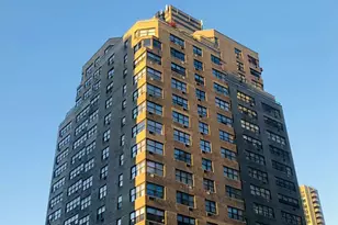 399 E 72nd St, New York City, NY 10021 - Photo 11