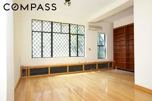 442 W 44th St, New York, NY 10036 - Photo 13