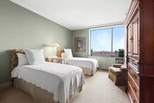 111 W 67th St, New York, NY 10023 - Photo 15
