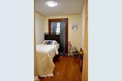 239 W 13th Street, New York City, NY 10011 - Photo 23