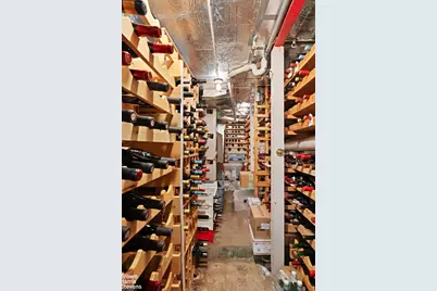 239 W 13th Street, New York City, NY 10011 - Photo 13