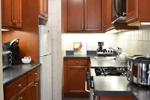239 W 13th St, New York City, NY 10011 - Photo 21
