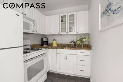 651 Vanderbilt Street #1T, Brooklyn, NY 11218 - Photo 3