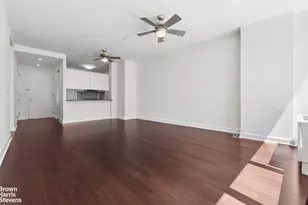 100 Riverside Blvd, New York City, NY 10069 - Photo 9