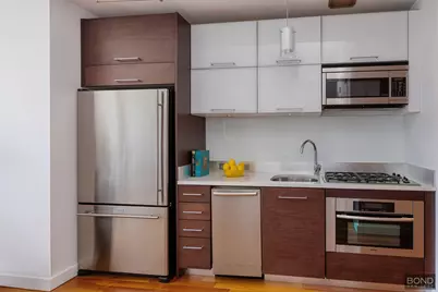 161 N 4th Street #2D, New York City, NY 11211 - Photo 3